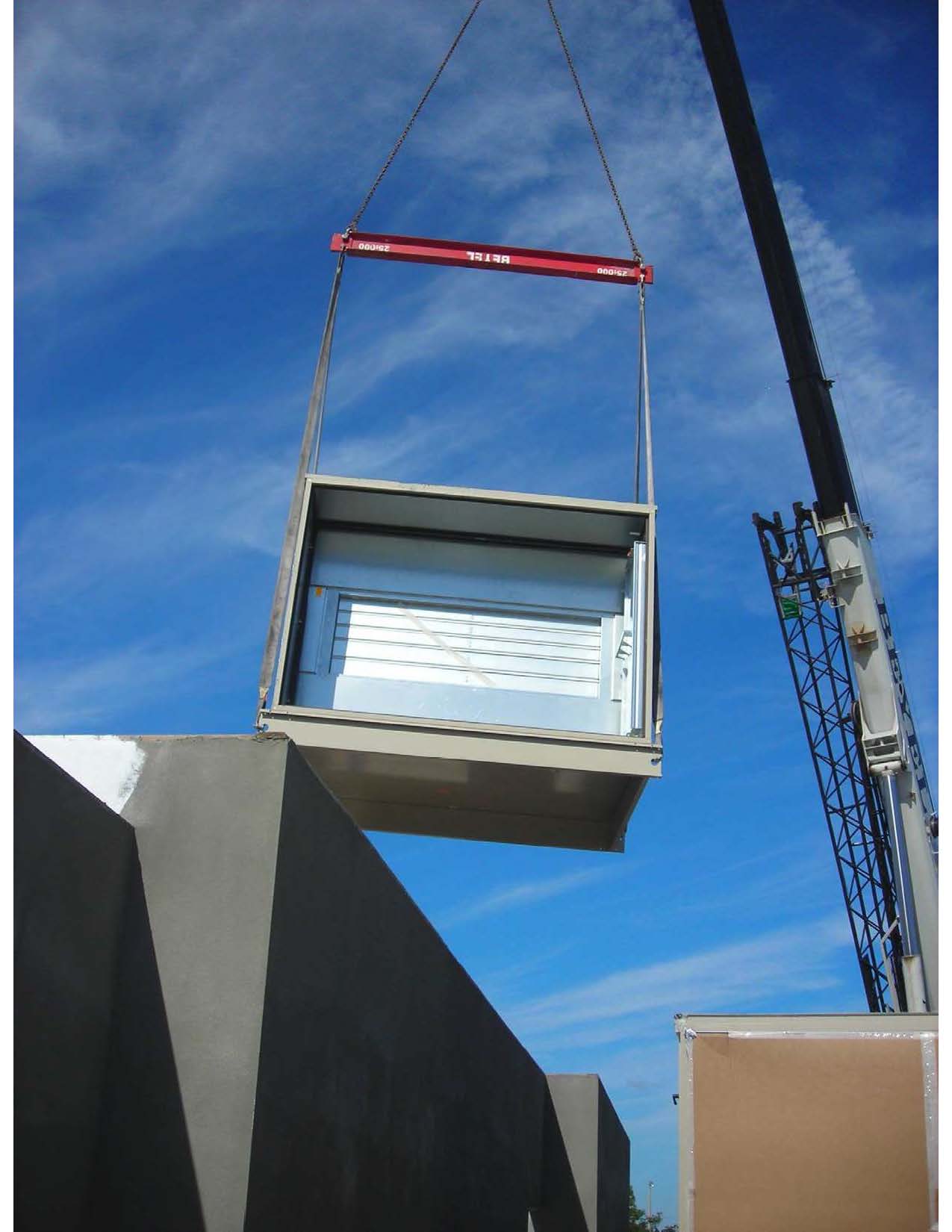 Unit Crane Lift — Palm Beach